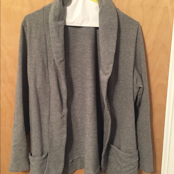 New York and Company Cardigan - Picture 2 of 3